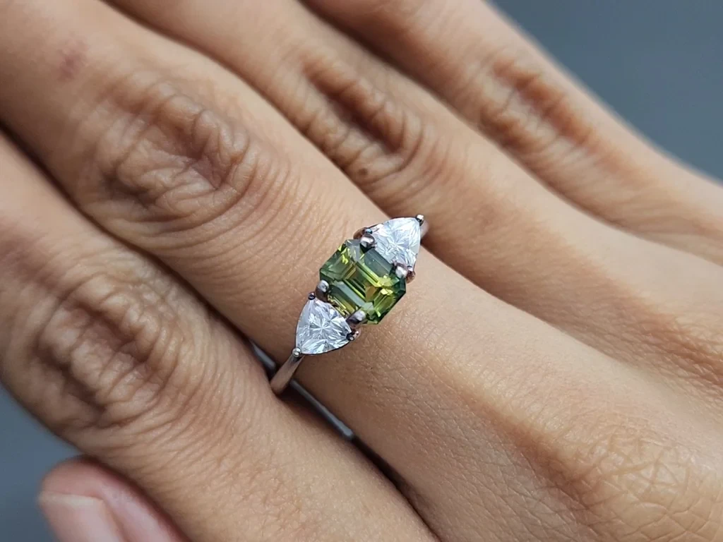 Unheated sapphire Bi-Color octagon cut 1.56 carats, Sri Lanka Image №5