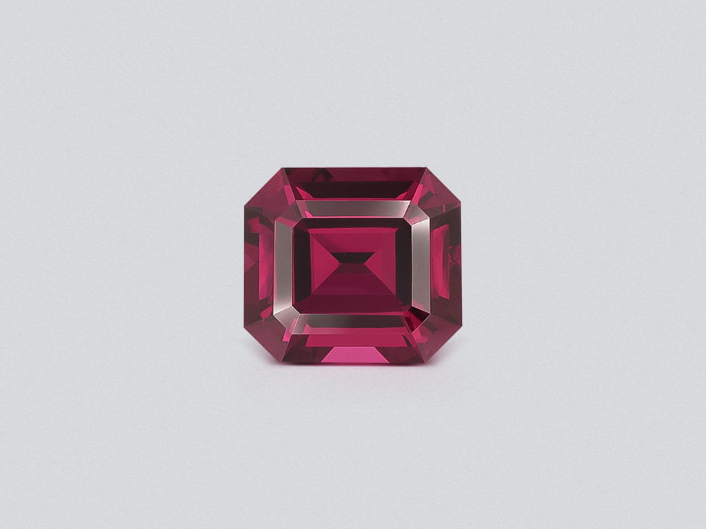 Purple garnet rhodolite octagon cut  6.64 carats, Tanzania Image №1