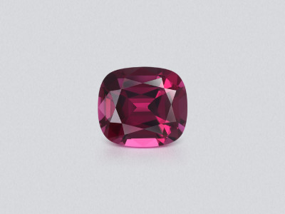 Garnet rhodolite cushion cut 3.67 carats, Madagascar photo