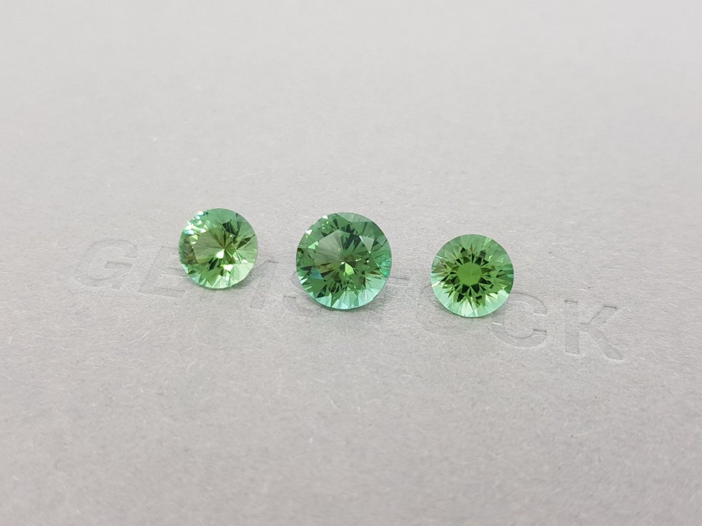 Set of three green round cut tourmalines 5.51 ct Image №2