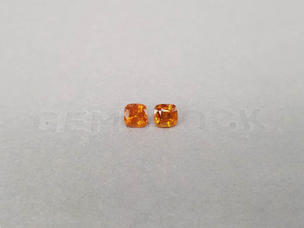 Pair of intense spessartines in cushion cut  1.72 ct Image №2