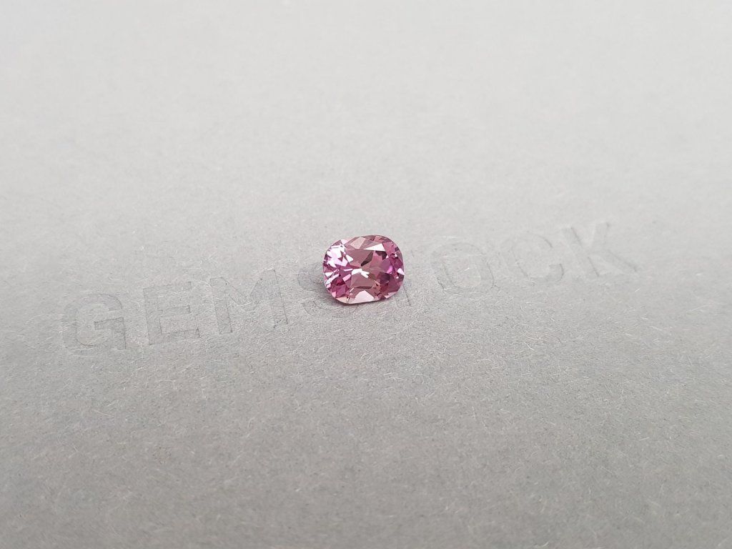 Cushion-cut pink sapphire 1.41 ct, Madagascar Image №2