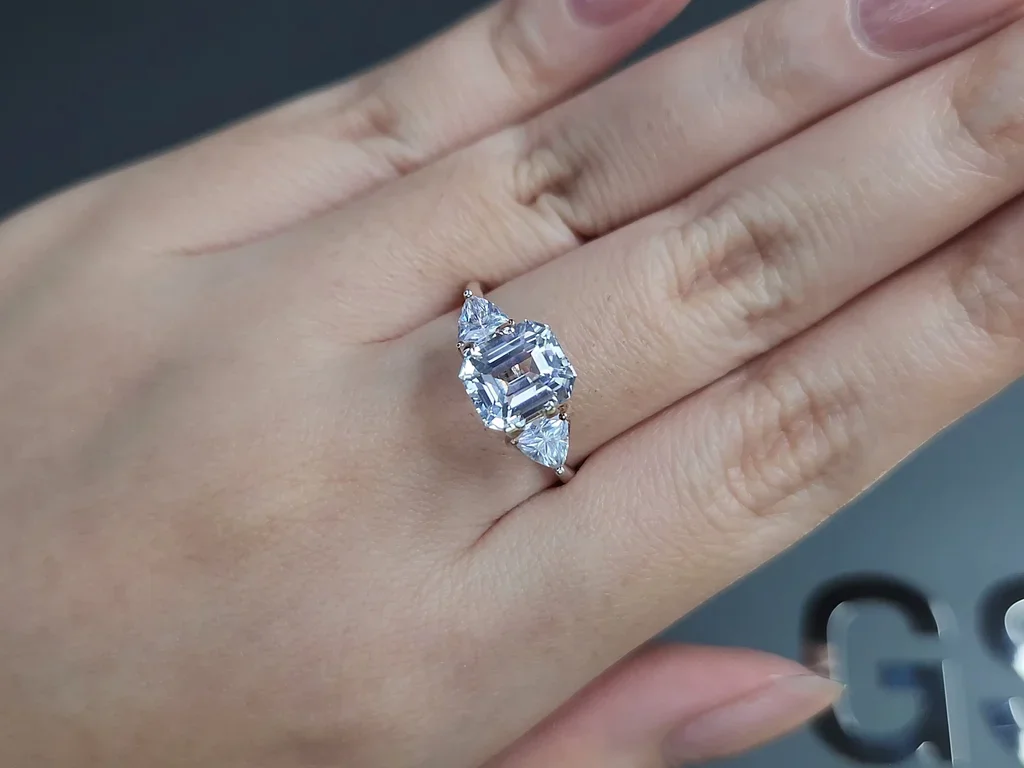 White sapphire octagon cut 3.02 carats, Sri Lanka Image №5