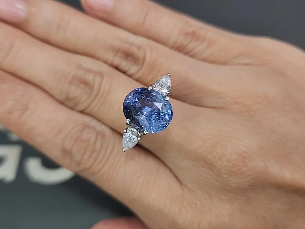 Unheated blue sapphire oval cut 7.55 carats, Sri Lanka Image №5