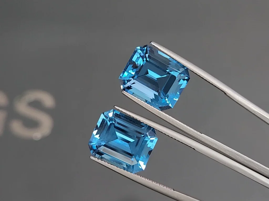 Pair of topaz Swiss Blue octagon cut 23.25 carats, Brazil Image №3