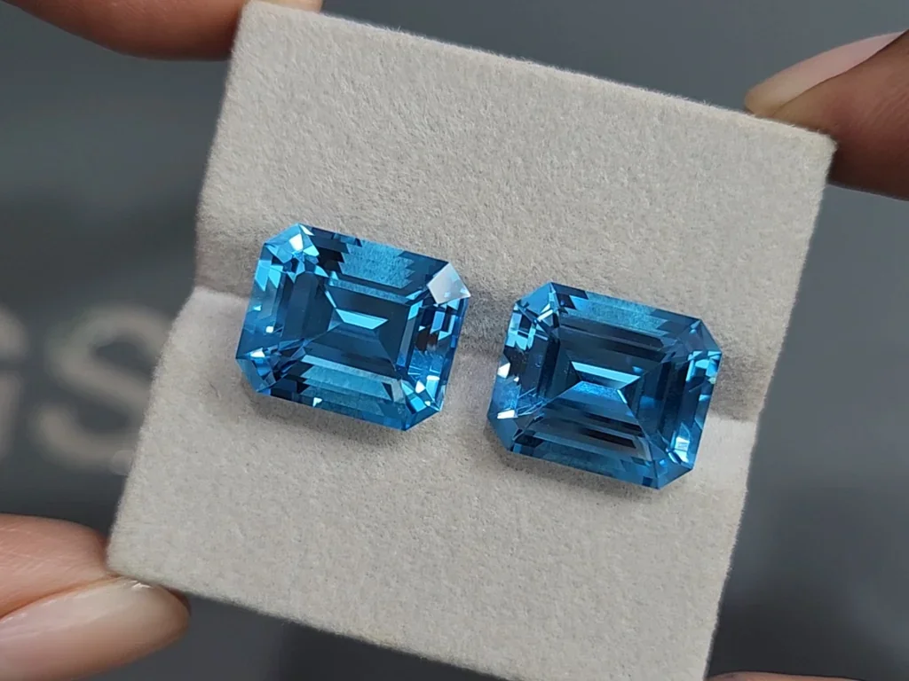 Pair of topaz Swiss Blue octagon cut 23.25 carats, Brazil Image №4