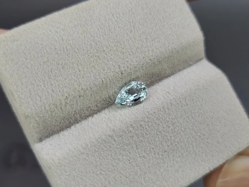 Aquamarine pear cut 0.55 carats, Madagascar Image №4