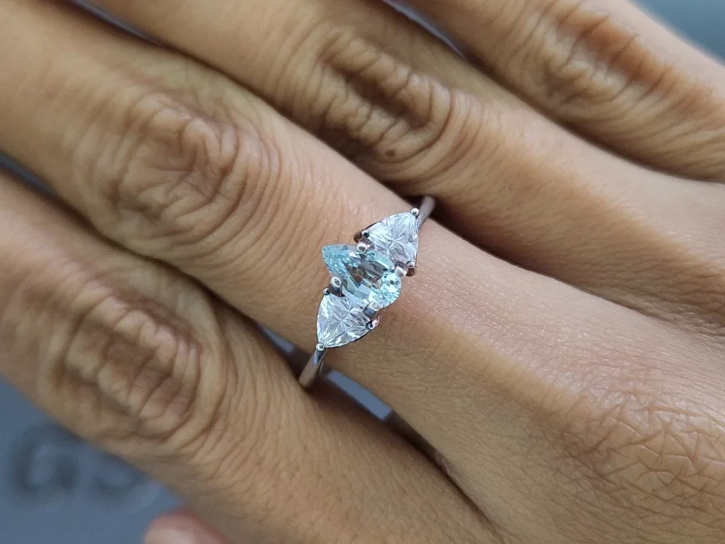 Aquamarine pear cut 0.55 carats, Madagascar Image №5