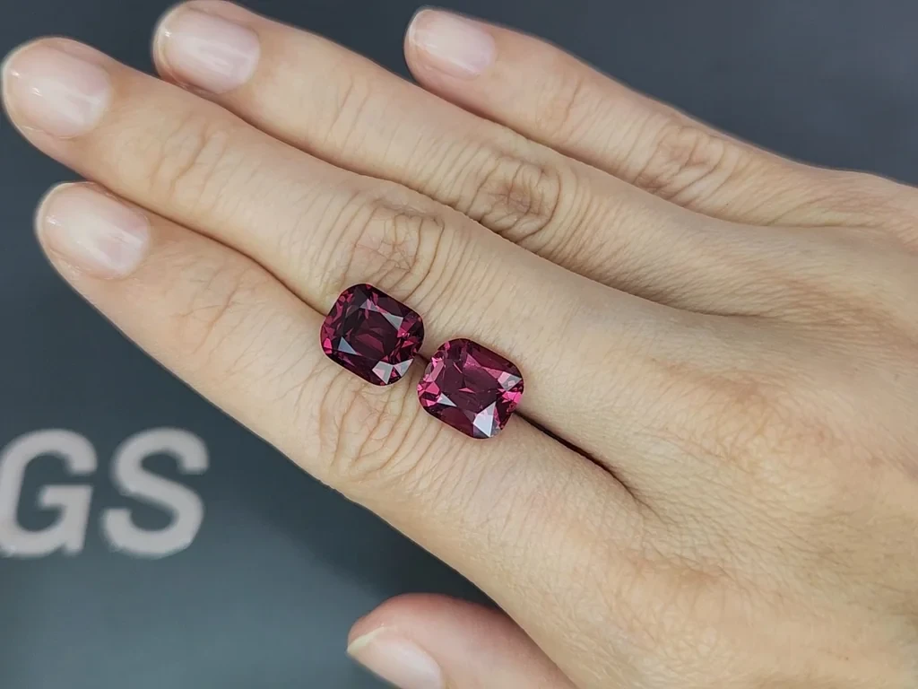 Pair of purple garnets rhodolite cushion cut 10.40 carats, Tanzania Image №2