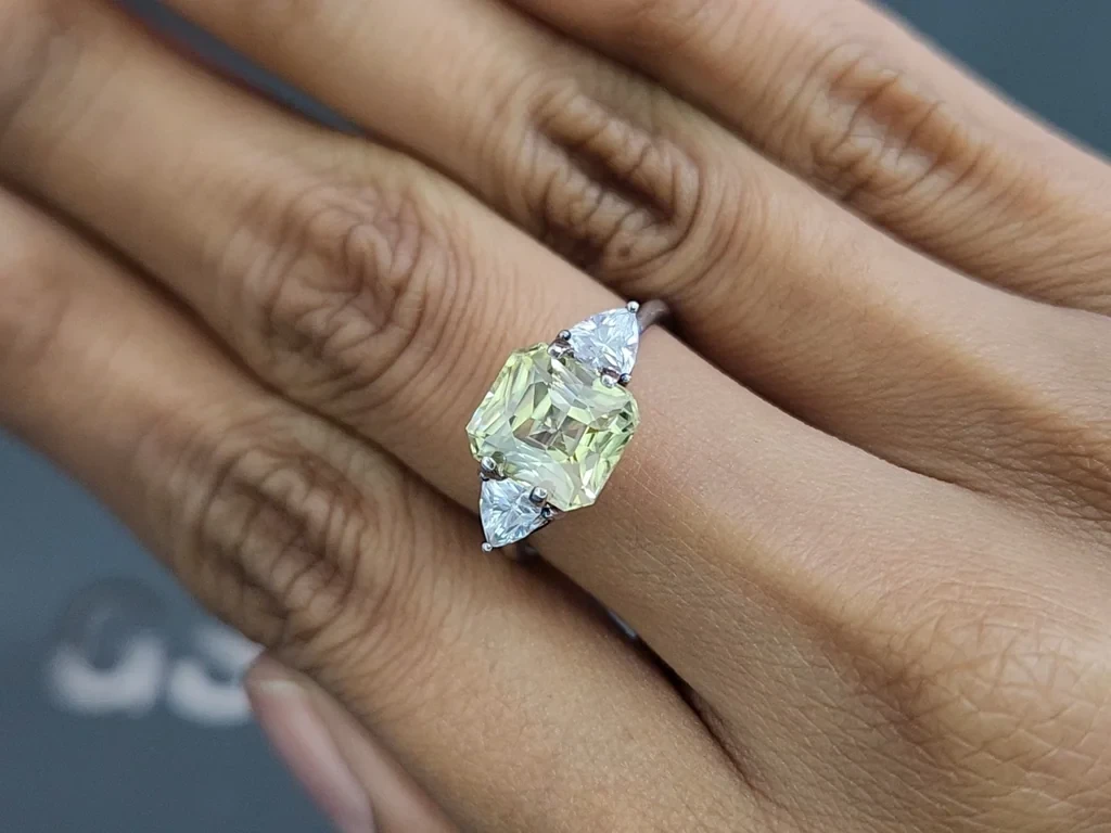 Yellow zircon radiant cut 4.56 carats, Tanzania Image №5