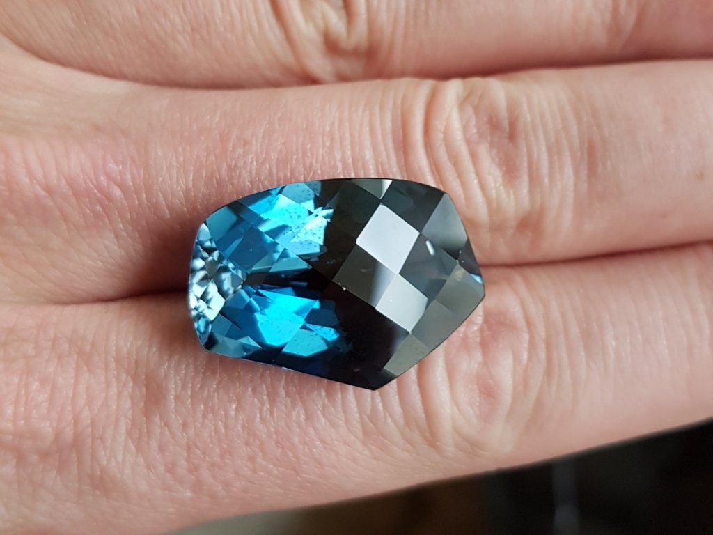 Fantasy cut London blue topaz 52.77 ct Image №4