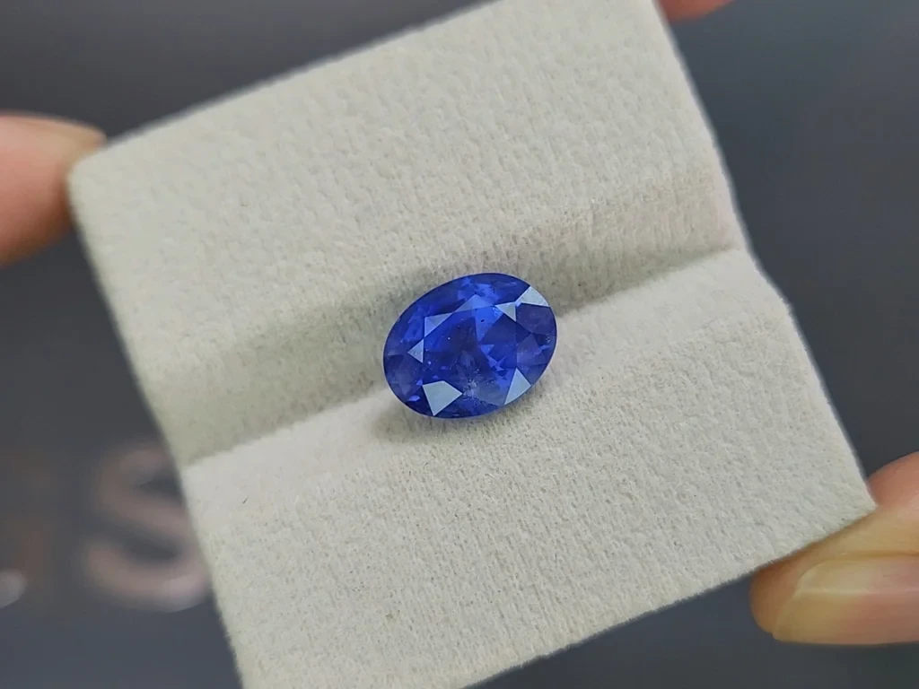 Unheated sapphire Cornflower Blue oval cut 5.98 carats, Sri Lanka Image №4