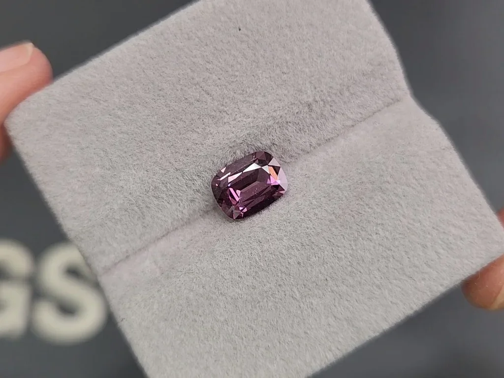 Lilac cushion-cut spinel 1.44 carats, Sri Lanka Image №4