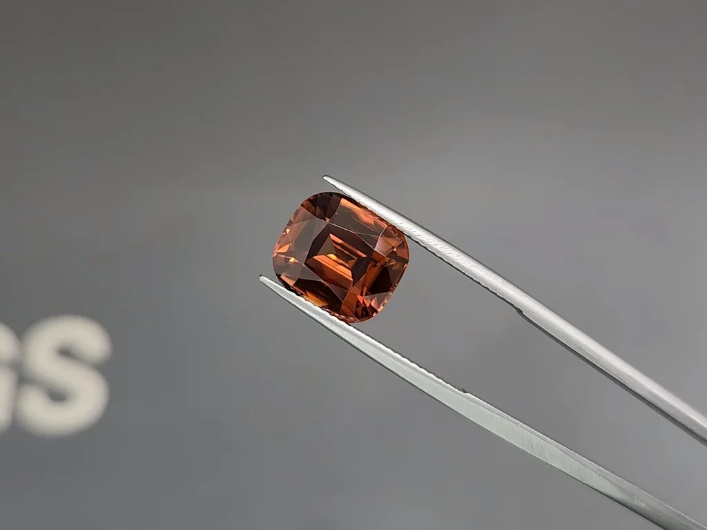 Orange-brown zircon 8.08 carats in cushion cut, Sri Lanka Image №3