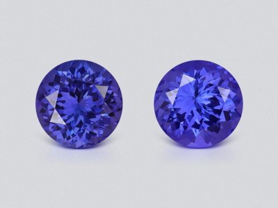 Pair of  tanzanites in round cut 4.04 carats, Tanzania  photo