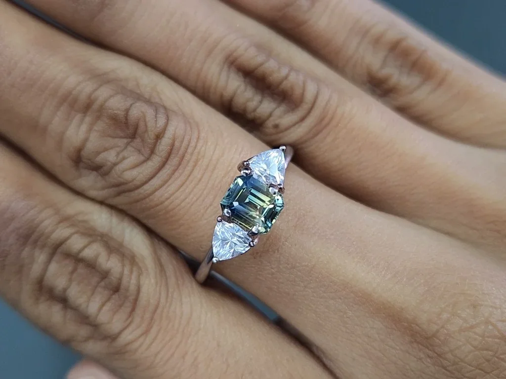Unheated sapphire Teal octagon cut  1.10 carats, Sri Lanka Image №5