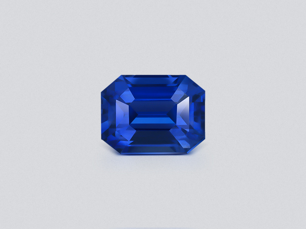 Unheated  sapphire Royal Blue octagon cut 7.62 carats, Madagascar Image №1