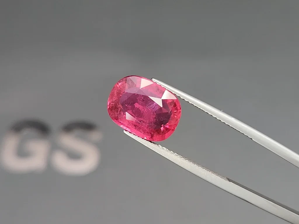 Tourmaline rubellite cushion cut 5.84 carats, Africa Image №3