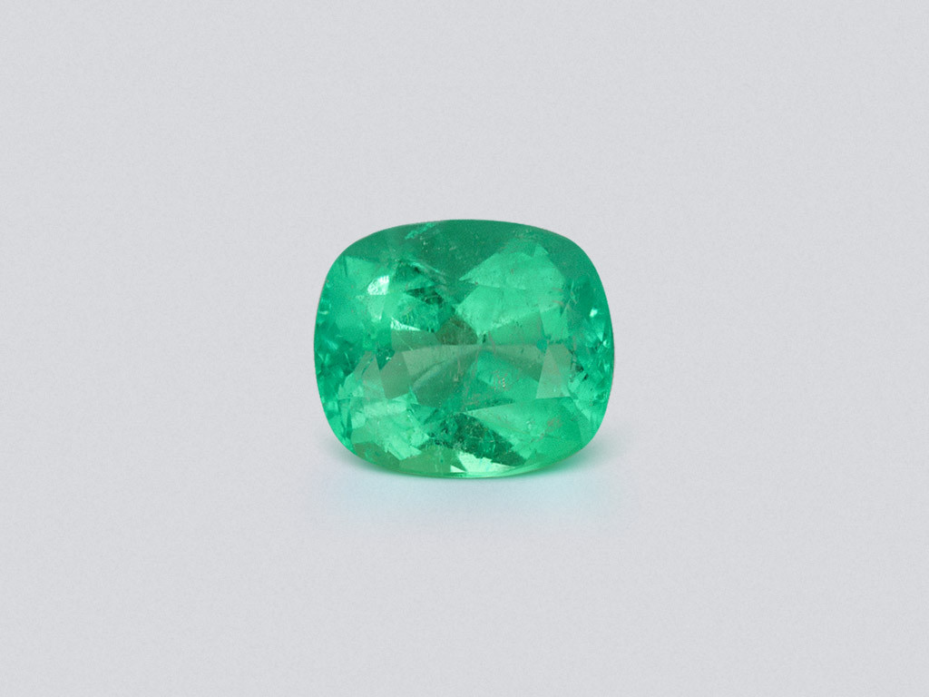 Emerald cushion cut  8.75 carats, Colombia Image №1