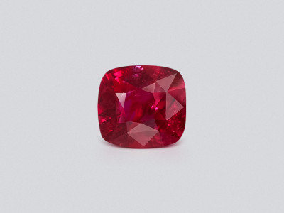 Unheated ruby Pigeon blood cushion cut 1.05 carats, Mozambique photo