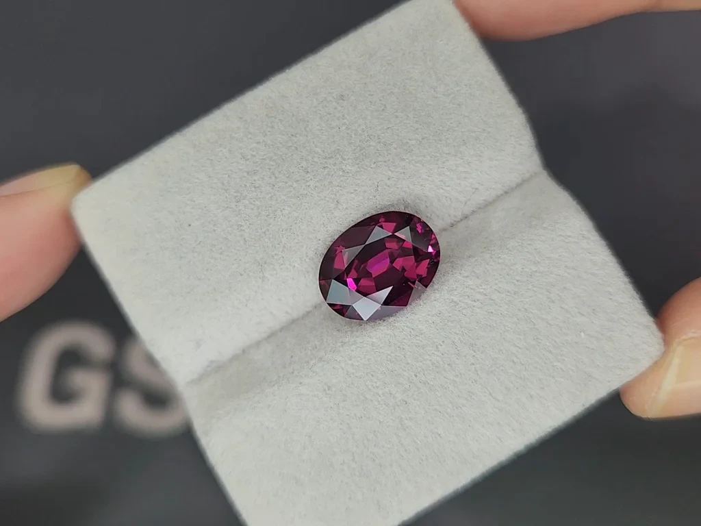 Purple garnet rhodolite oval cut 4.73 carats, Tanzania Image №4