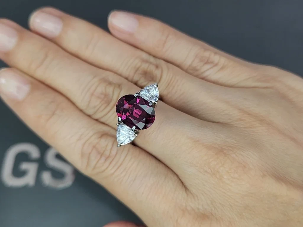 Purple garnet rhodolite oval cut 4.73 carats, Tanzania Image №5