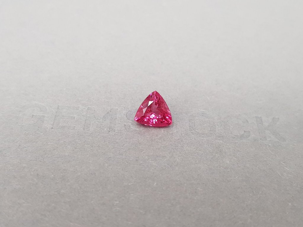 Hot pink Mahenge spinel 1.22 ct, Tanzania Image №3