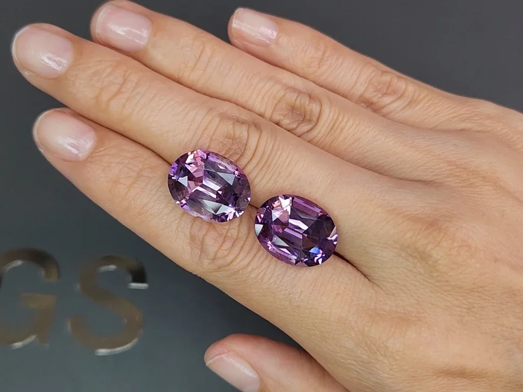  Pair of violet amethysts, oval cut, 16.51 carats, Brazil Image №2