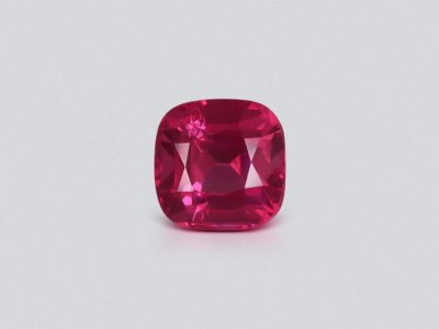 Hot pink cushion cut Mahenge spinel 3.15 carats, Tanzania photo