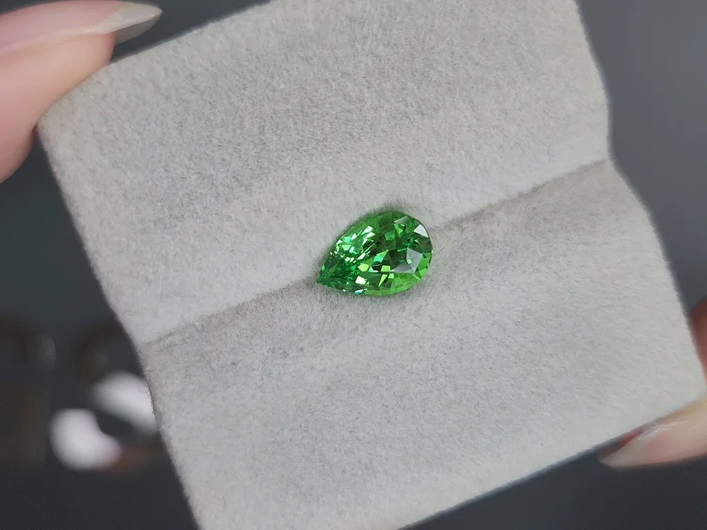 Intense Green tsavorite garnet in pear cut 1.78 carats, Tanzania Image №4