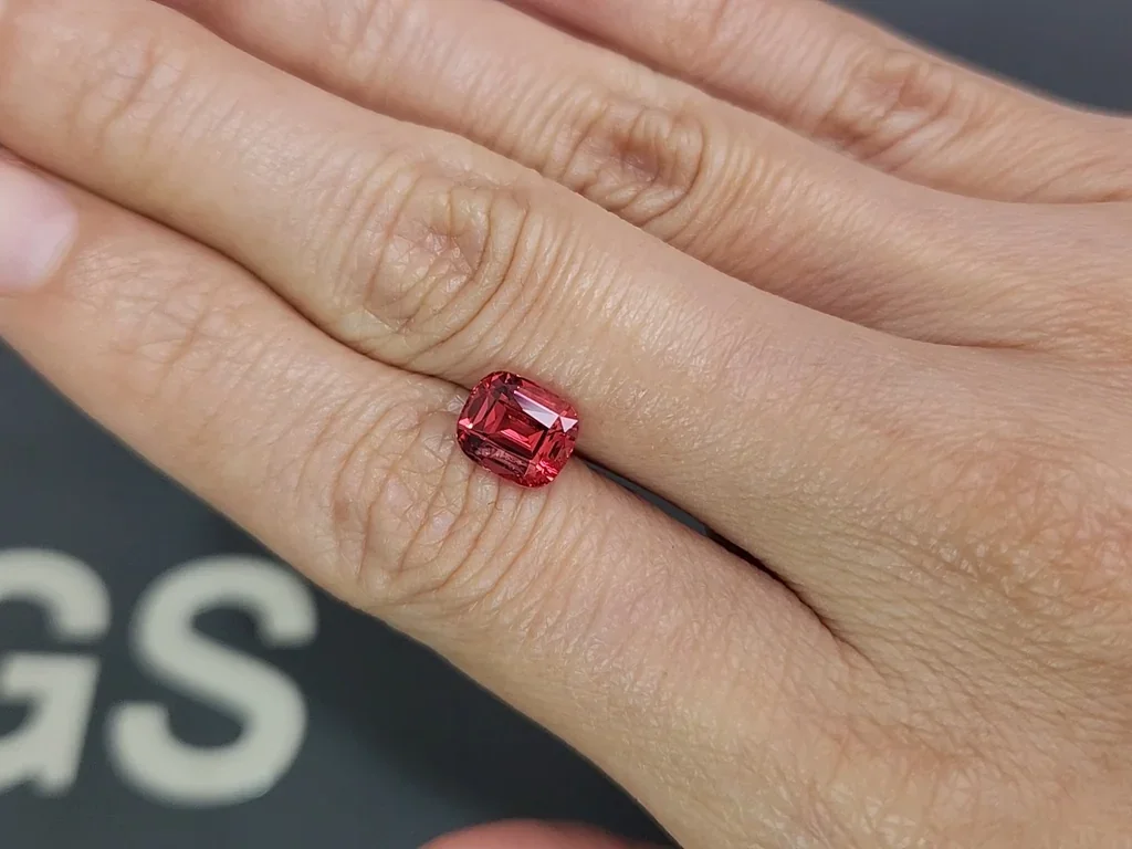 Spinel Mahenge Vibrant red pink cushion cut 2.34 carats, Tanzania   Image №2