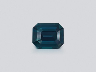 Unheated Teal sapphire octagon cut 2.04 carats, Sri Lanka photo