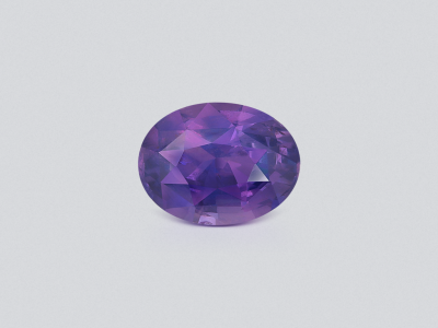 Unheated sapphire with rutile silk effect oval cut 3.60 carats, Sri Lanka photo