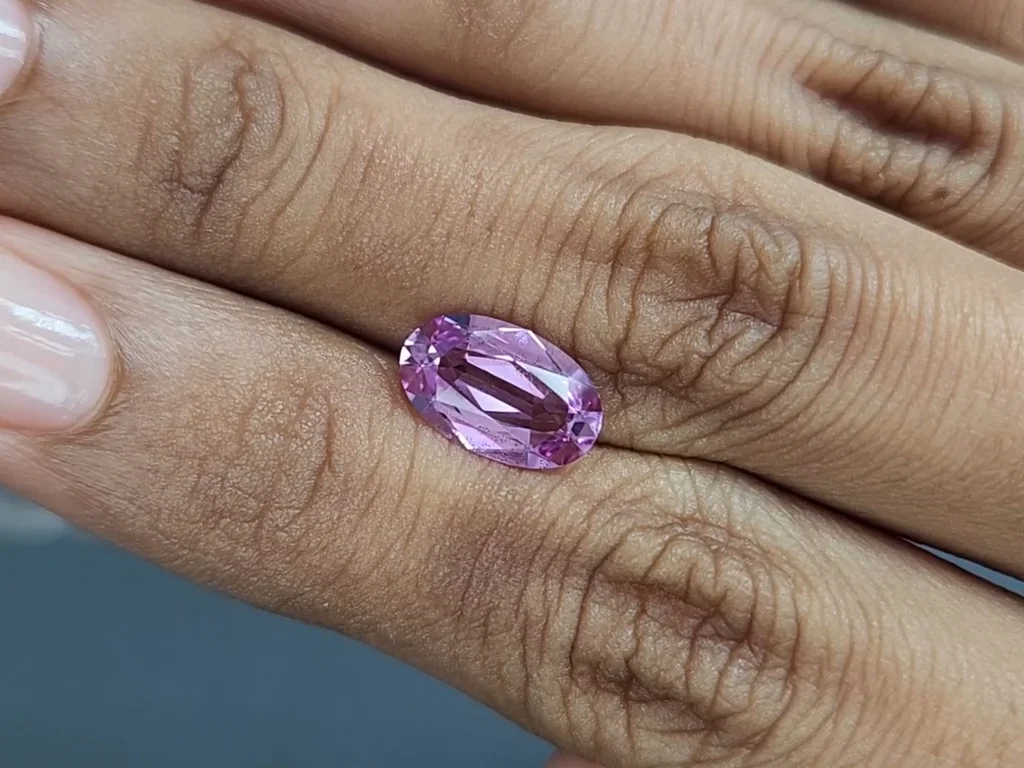 Topaz Imperial in oval cut 2.61 carats, Brazil Image №2