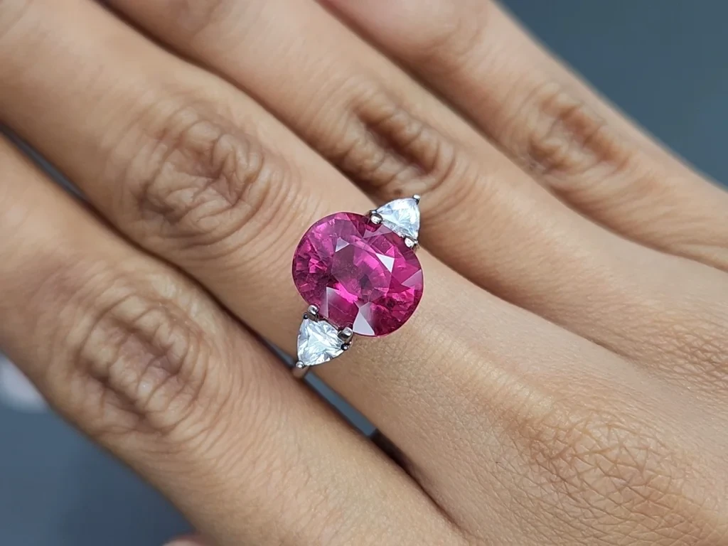 Tourmaline rubellite cushion cut 6.08 carats, Africa Image №5