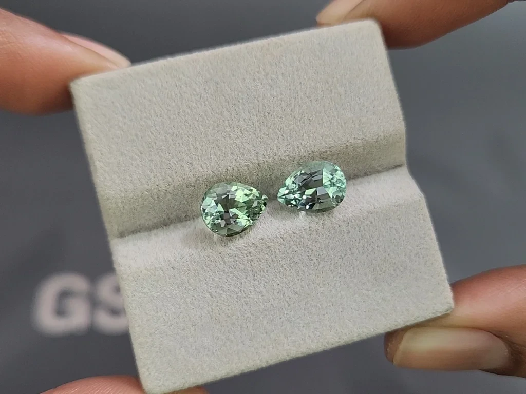 Pair of aquamarines pear cut 3.25 carats, Mozambique Image №4
