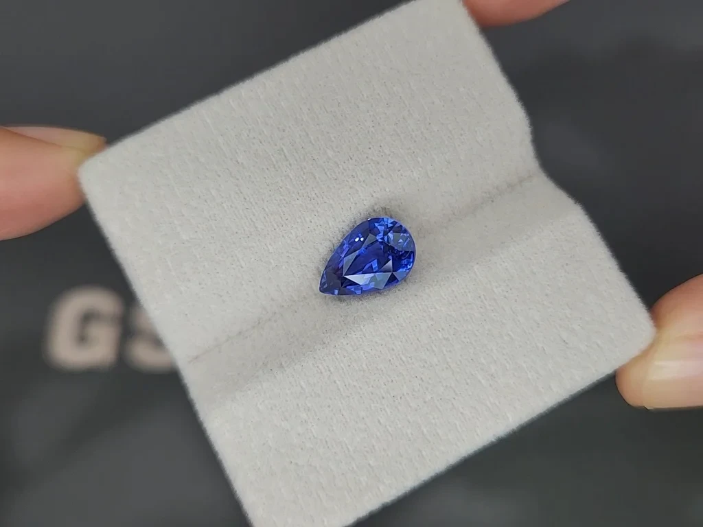 Blue sapphire pear cut 3 .09 carats, Sri Lanka Image №4