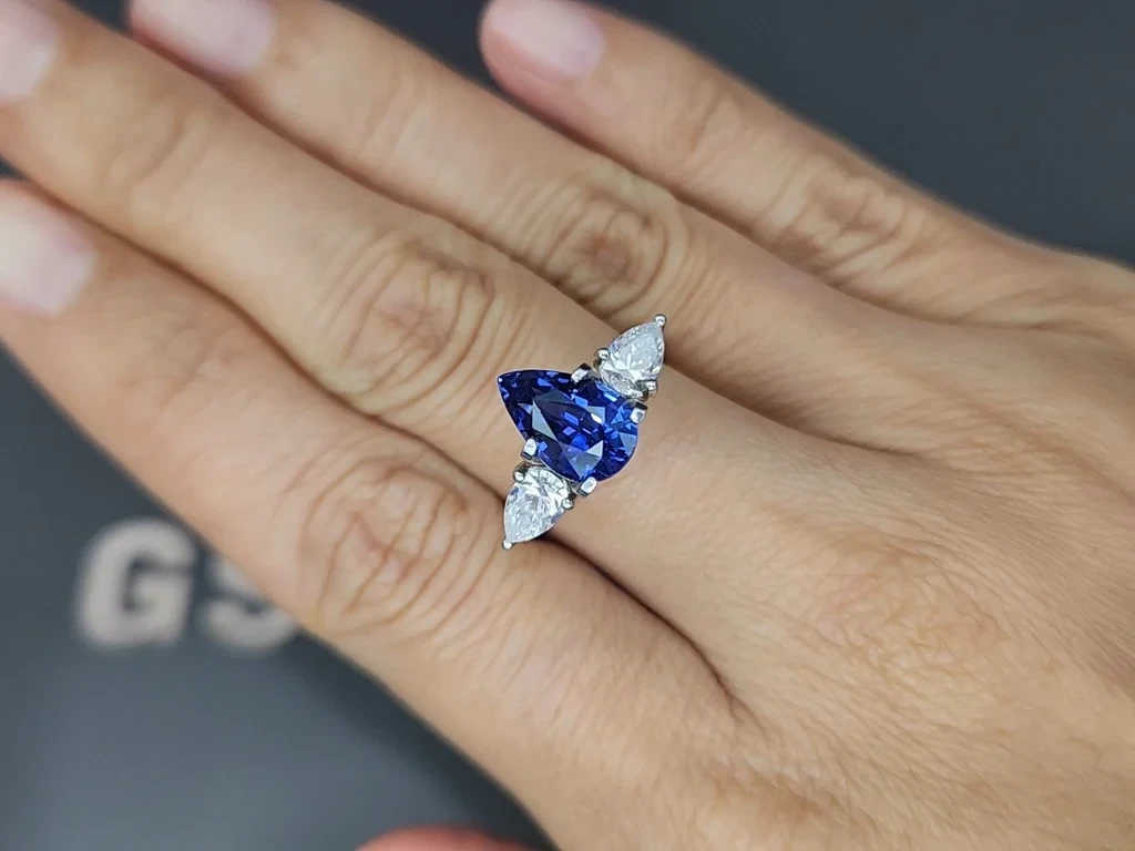 Blue sapphire pear cut 3 .09 carats, Sri Lanka Image №5
