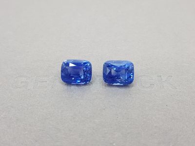 Pair of unheated cushion cut sapphires 10.07 ct, Sri Lanka, GRS photo