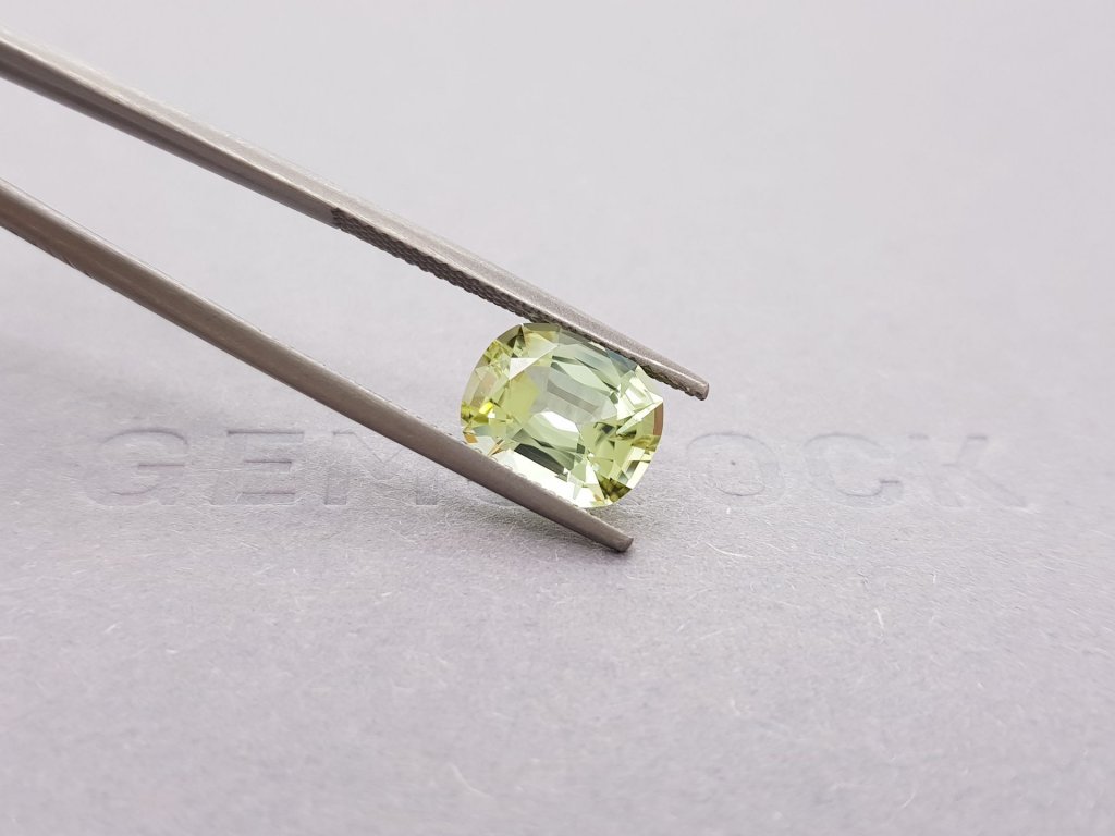 Ring with greenish-yellow tourmaline 3.37 carats and diamonds in 18-carat white gold Image №7