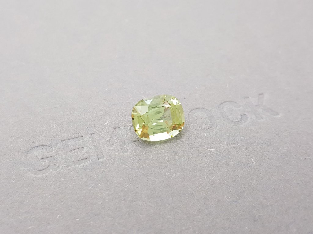 Ring with greenish-yellow tourmaline 3.37 carats and diamonds in 18-carat white gold Image №5
