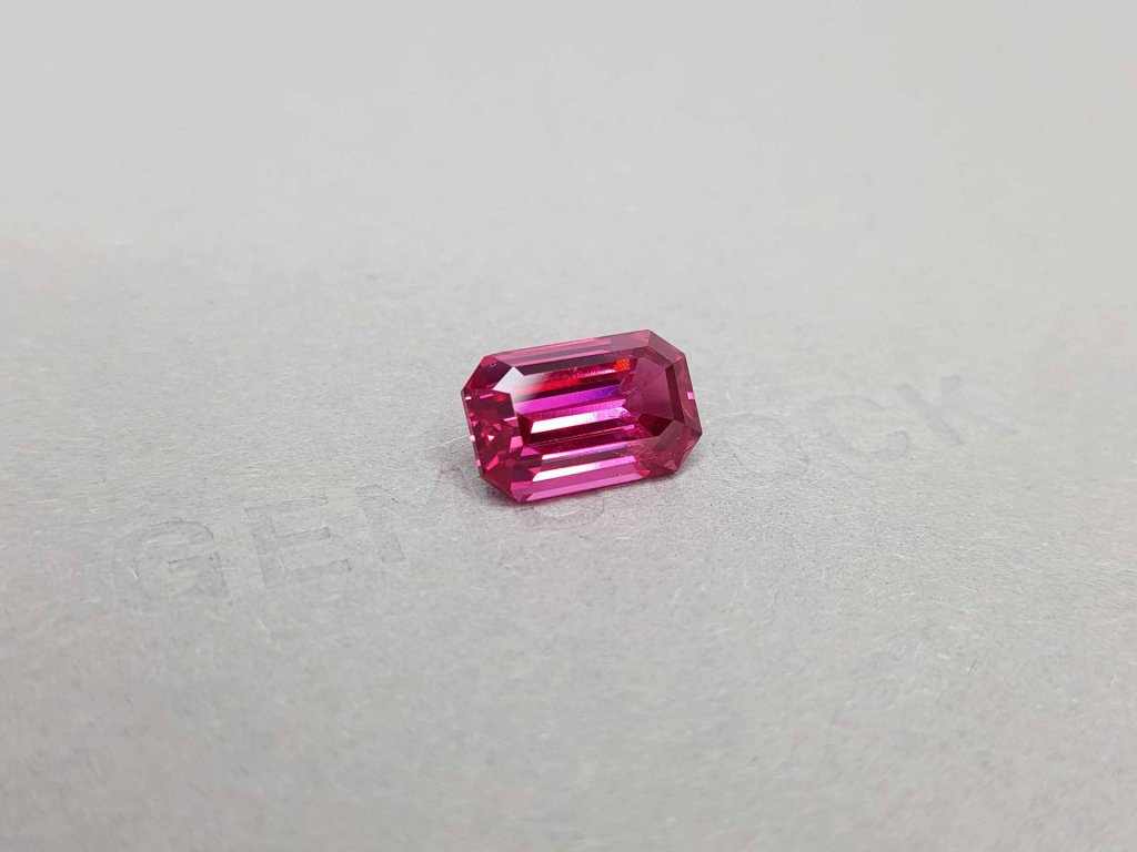 Vibrant pink Mahenge spinel 6.15 ct, Tanzania Image №3