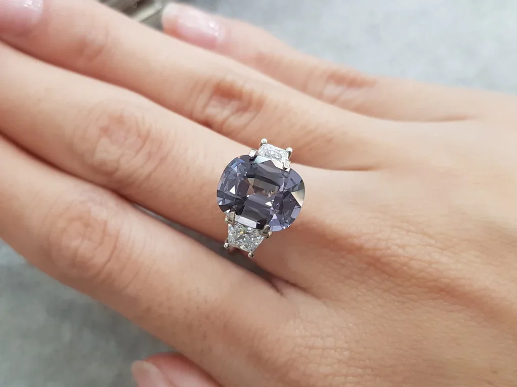 Cushion cut gray spinel 4.58 ct, Burma Image №2