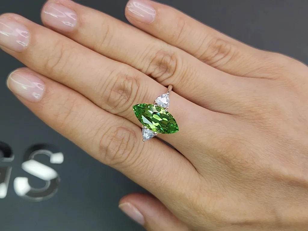 Neon green tsavorite in marquise cut 6.07 ct, Kenya Image №5