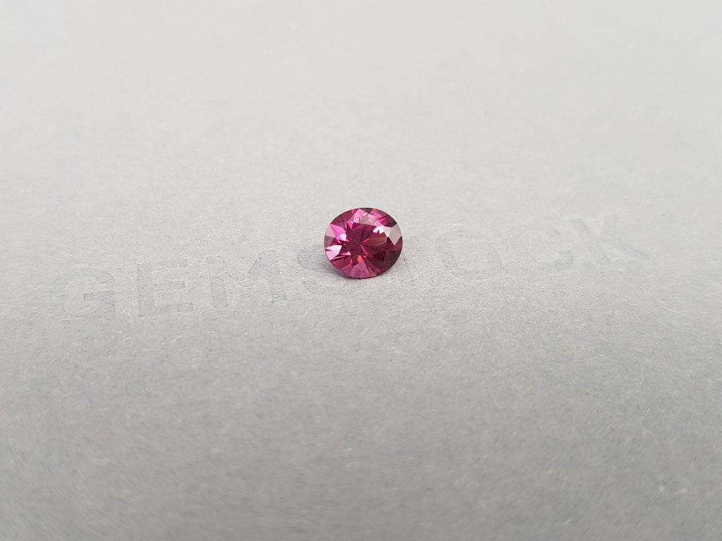 Oval cut umbalite garnet 1.05 ct, Tanzania Image №3