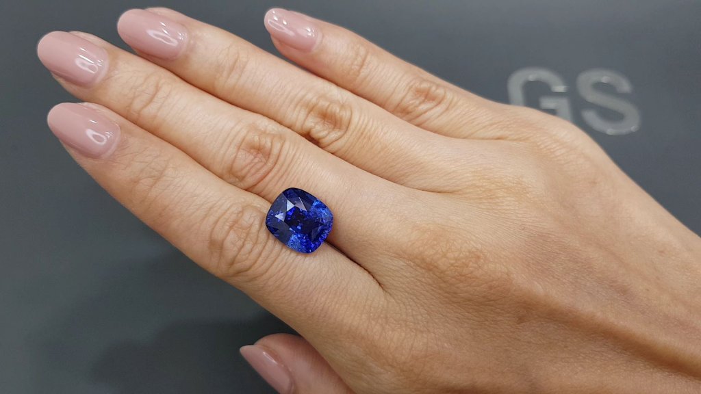 Unique Peacock or Electric Blue color sapphire in cushion cut 9.28 carats, Sri Lanka Image №2
