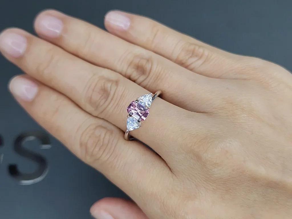 Unheated sapphire (Baby Pink) radiant cut 0.79 carats, Madagascar Image №5