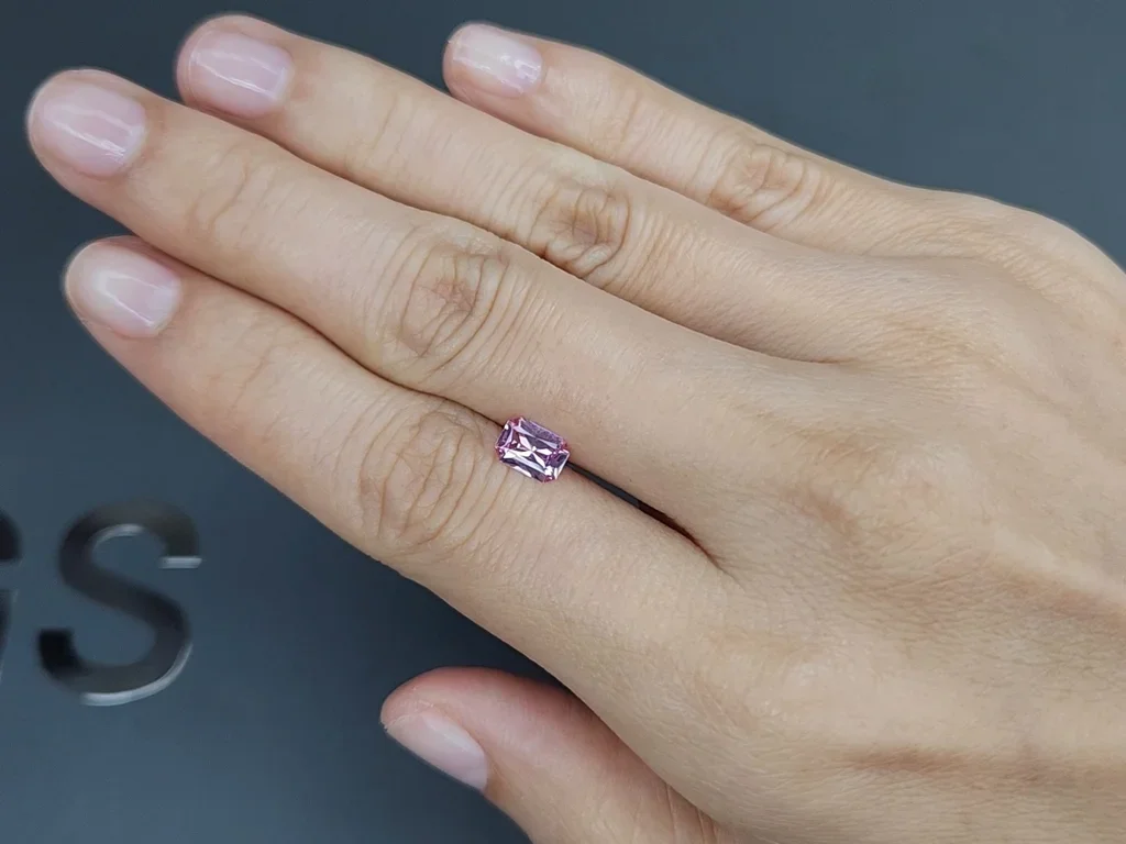 Unheated sapphire (Baby Pink) radiant cut 0.79 carats, Madagascar Image №2