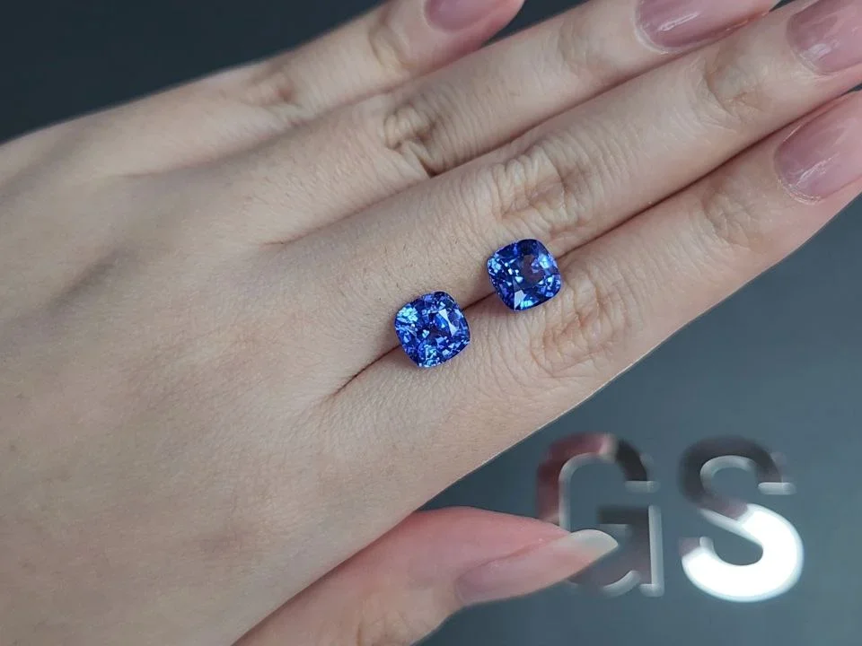 Pair of Cornflower Blue sapphires in cushion cut 6.30 carats, Sri Lanka Image №2