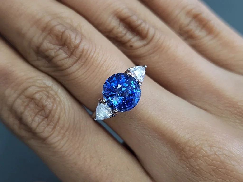 Sapphire Cornflower Blue round cut 4.14 carats, Sri Lanka Image №5